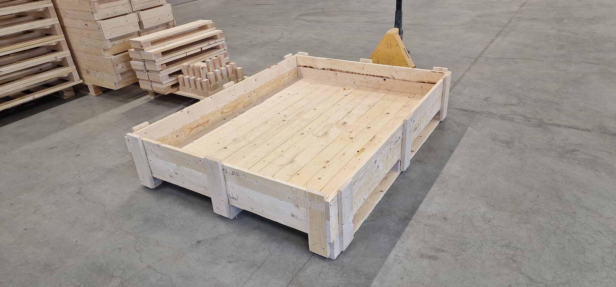 Transportlådor i trä leveransklara i Ljungby, Småland.